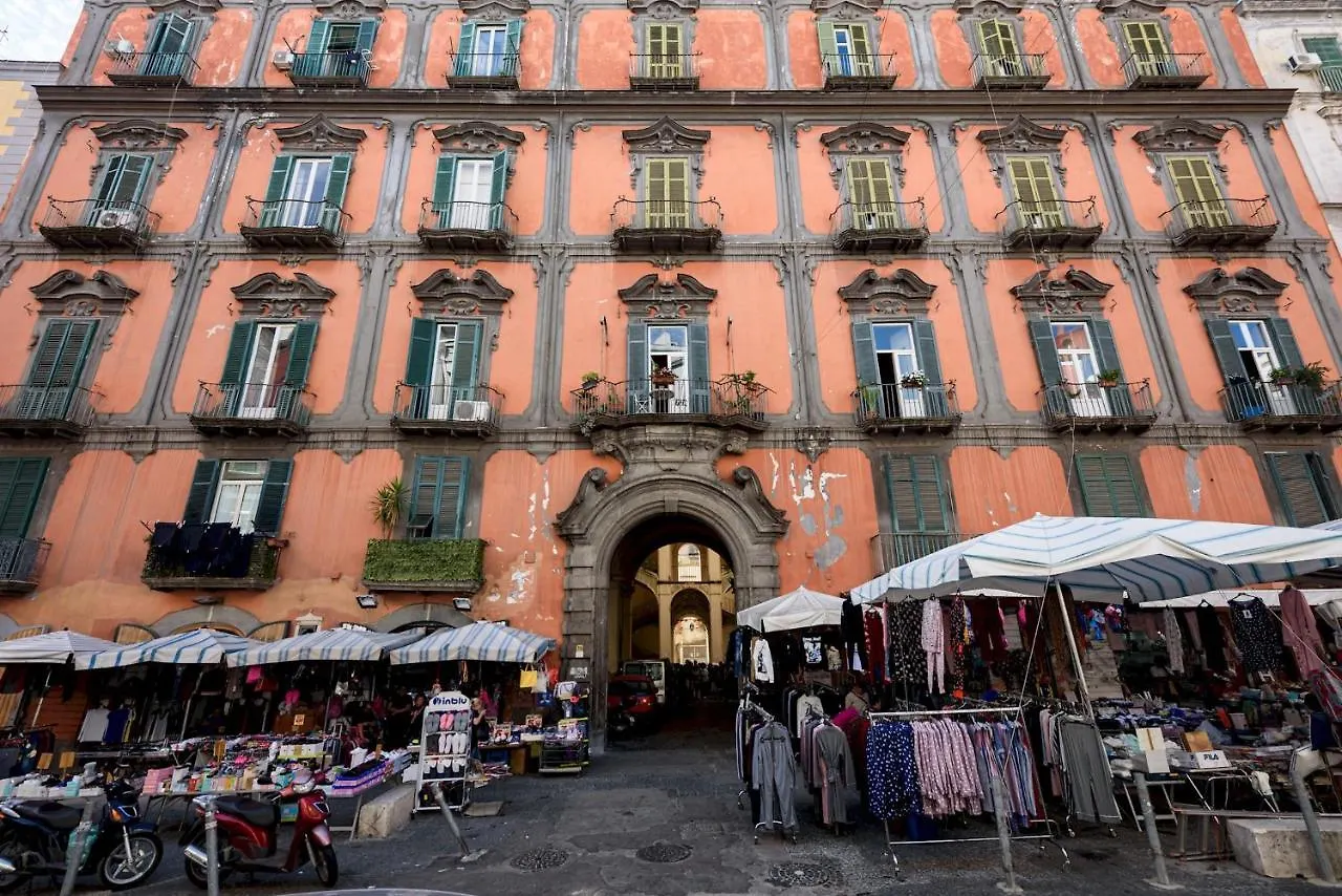 Palazzo Dello Spagnolo Suite Naples